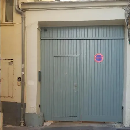 Apartment Le Petit Triplex Des Carmelites -coeur Historique